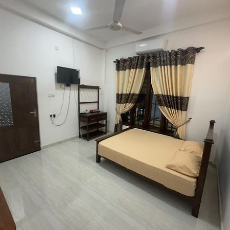 Sns Guest House Galewela Exterior foto